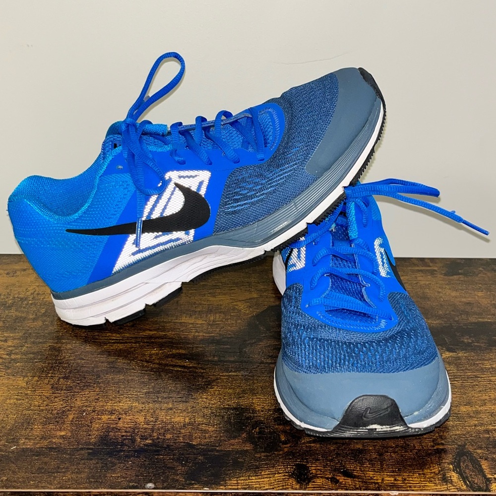 Men’s Nike 10.5 Sneakers Pegasus